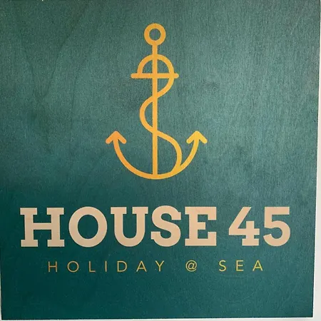 度假居 House 45 *